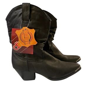 DINGO Black Leather Slouch Pointed Toe Western Cowboy Cowgirl Boots NWT - Sz 10M